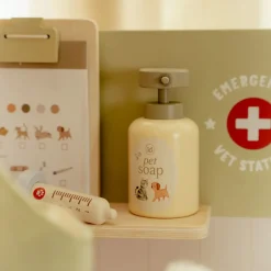 Little Dutch Rollenspel|Houten Speelgoed^Houten dierenartspraktijk – Groen