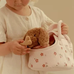 Little Dutch Rollenspel^Knuffelhond in tas – Roze – Essentials