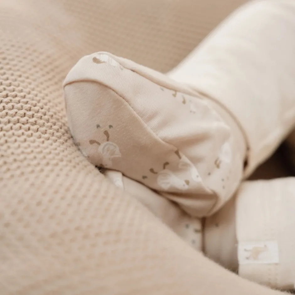 Little Dutch Babykleding|Accessoires^Slofjes - Zand - Newborn Naturals - Little Goose