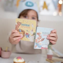 Little Dutch Boeken^Uitdeelboekjes - Hoera! Het is feest & Muziekparade - NL