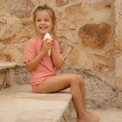 Little Dutch Zwemkleding|Meisjes Kleding^Zwemshirt korte mouw - Roze - Sunny Flowers