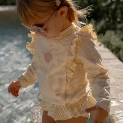 Little Dutch Zwemkleding|Meisjes Kleding^Zwemshirt lange mouw - Geel - Ocean Treasures